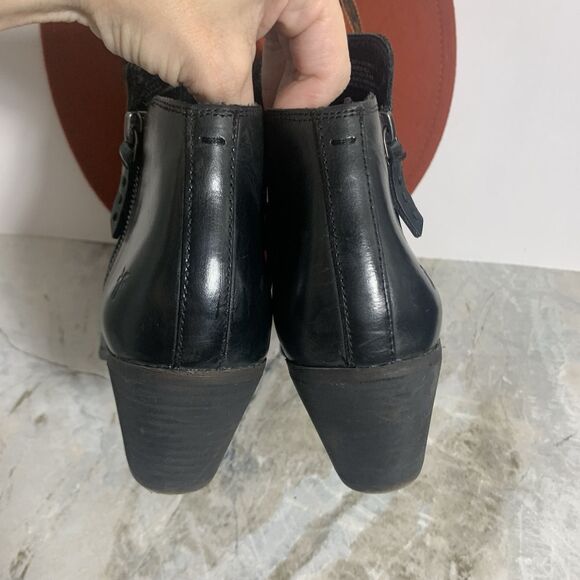 Frye Black Leather Stacked Heel Zippered Ankle Boots Women’s Size 9 M - Picture 16 of 16